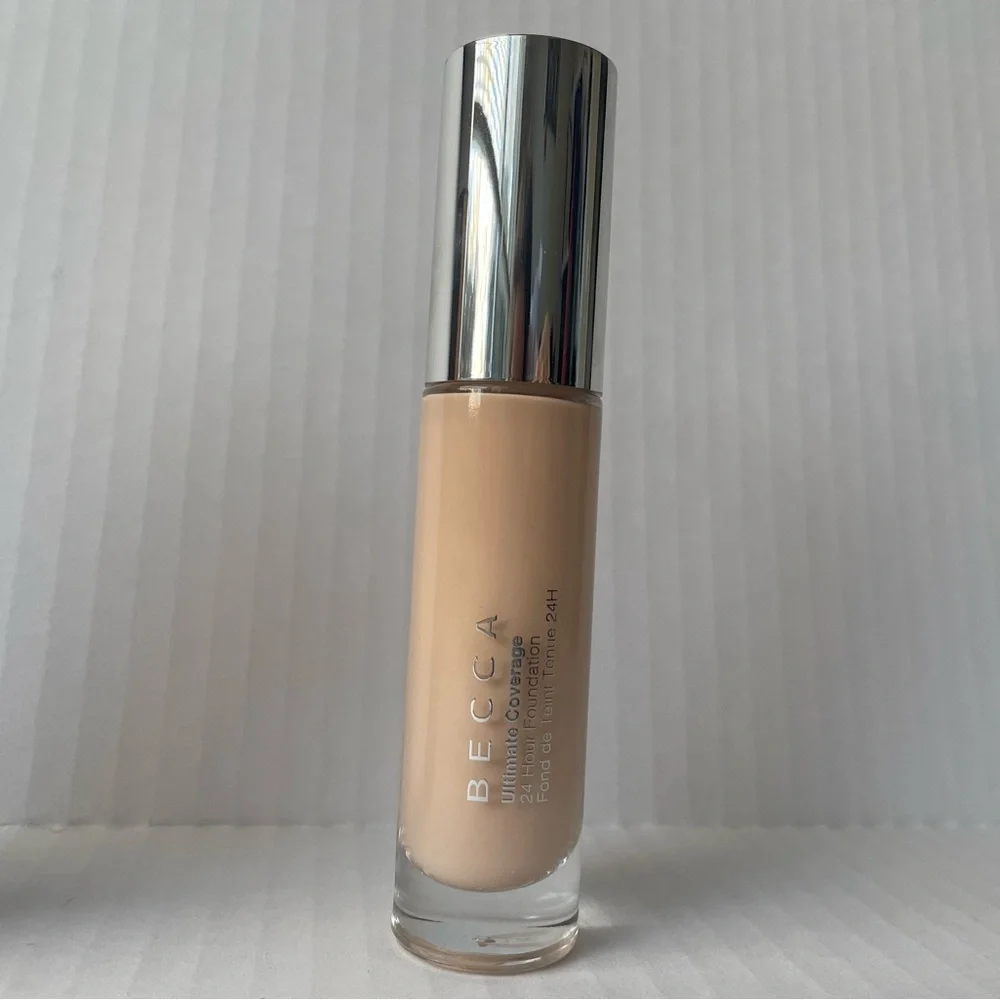 BECCA Ultimate Coverage 24-Hour Foundation - Ivory